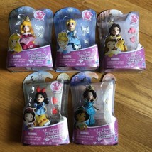 Lot of 5 Disney Princess Little Kingdom Snap-Ins Belle Jasmine Aurora Sn... - $32.52