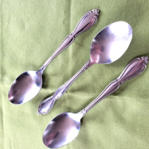 Oneida Deluxe Strathmore Stainless 3 Place/Oval Soup Spoons Scrolls 6 7/8" - $9.89