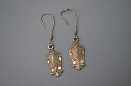 Sterling Silver Drop Earrings Carved Fish on Hooks 6.3 g Sterling 925 2&quot; - £22.67 GBP
