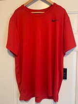 Men&#39;s Nike Dri Fit Breathe t shirt 2XL XXL Crimson New with tags - £19.25 GBP