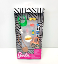 Barbie Storytelling Sunday Funday Beach Accessory Pack 11 Piece Fashion Set NEW - $10.99