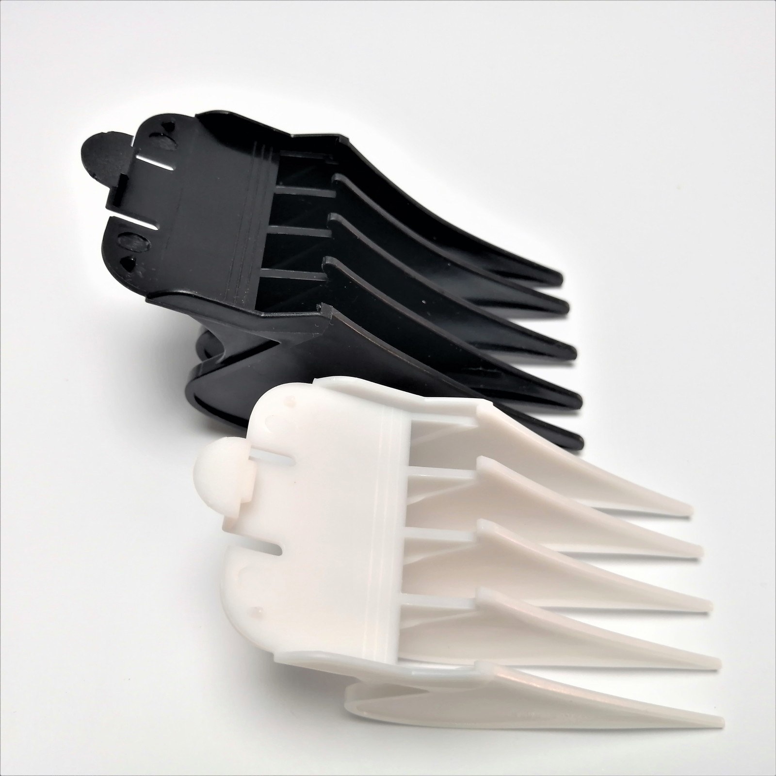 Comb For Wahl #10 (1,25") 32MM & #12 (1,5") 37.5MM Flair & 5 Star Magic Clip