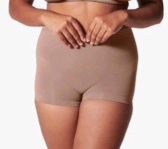 Sz Medium SPANX shape ExtraOrdinary Boyshort  Sculpting Compression Shap... - $340.81 MXN