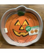 Wilton HALLOWEEN Pumpkin Face Cake Pan Mold Jack O Lantern 1991 Aluminum... - $253.03 MXN