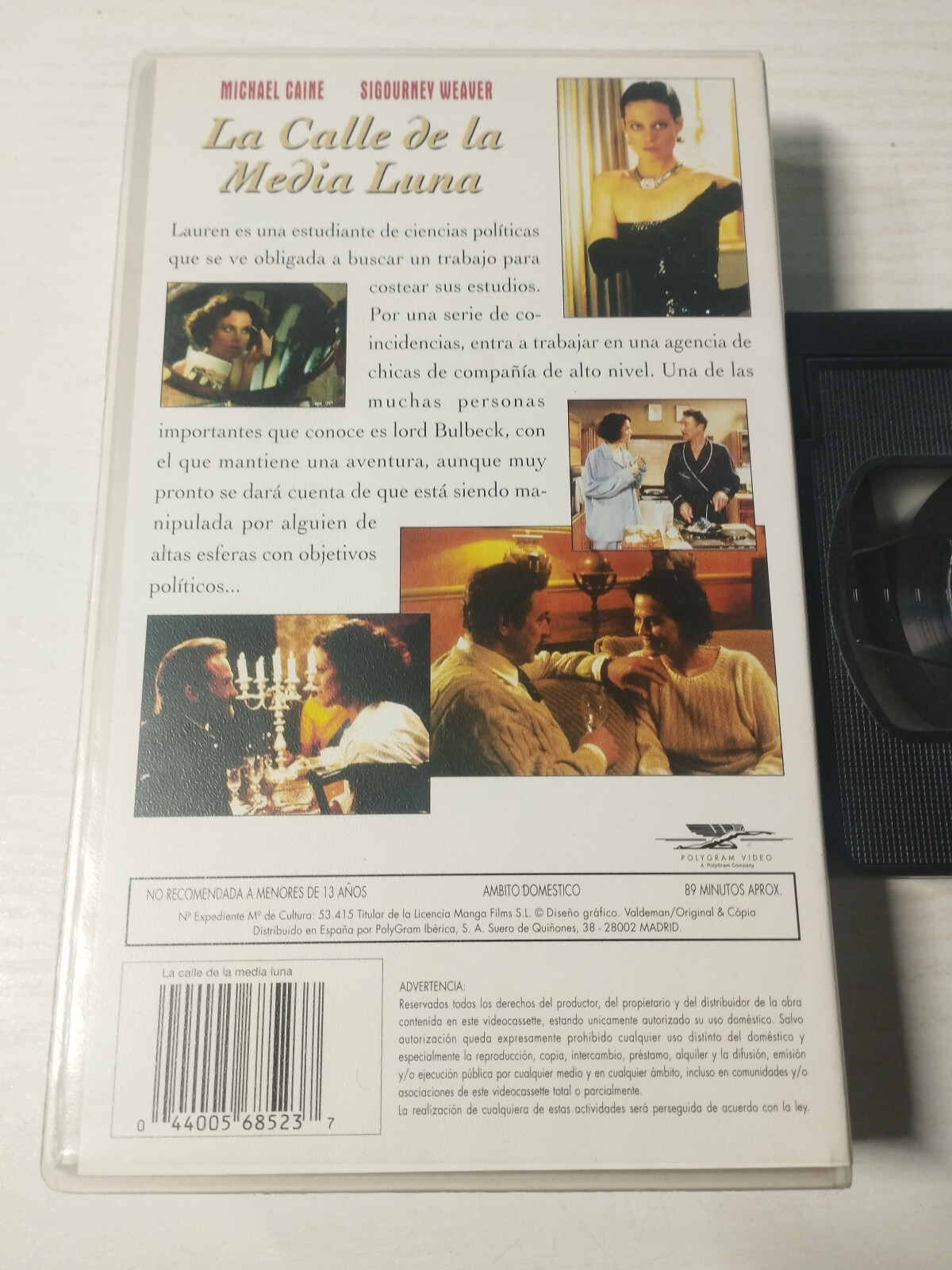 The Street Of The Half Moon SIGOURNEY WEAVER MICHAEL CANE - VHS Tape Spanish Item image 3