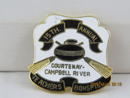 Vintage Local Curling Pin - 15th Annual Teachers Bonspeil - Courtenay BC - £11.81 GBP