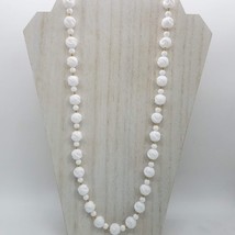 Vintage Molded Yarn Ball Beaded 30&quot; Necklace White Gold Tone Spacer Beads - £7.73 GBP