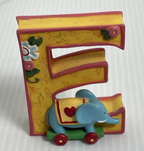 Mary Engelbreit Stand Up Alphabet Letter &quot;E” 1999 Hand Painted Retired 2.5” - £8.84 GBP