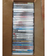 Wholesale Lot of 30 CD&#39;s Assorted Music Look  Lot-Z - $238.96 MXN