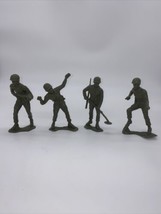 VTG Lot Of 4 Plastic U.S soldiers 5.5 Inch WW2 Infantry Mine Detector Rifle Army - £16.92 GBP