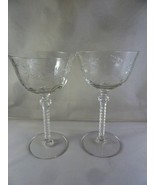 Vintage Fosteria Etched Crystal wine glasses Leaf Pattern 6.5&quot; set of two - $557.94 MXN