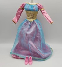2003 Mattel Barbie as Rapunzel Fashion Gift Set - Multicolored Dress &amp; Shoes - £19.01 GBP