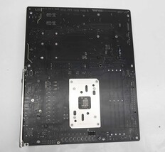 GIGABYTE X870 Eagle WIFI7 DDR5 AMD AM5 LGA 1718 ATX Motherboard  image 9