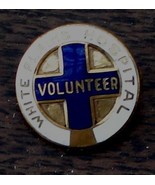 Nice Vintage Gold Tone Enameled White Plains Hospital Volunteer Pin, VGC - $74.63 MXN