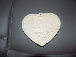 1998 Welcome Home Heart cookie mold Family Heritage Collection Pampered Chef - £14.36 GBP