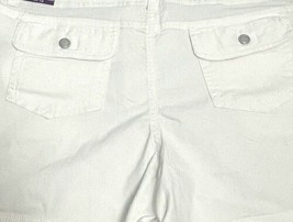 Dakota Blue Womens Mid Rise Soft Stretch Flat Front Shorts Size 16 Color White - £27.59 GBP