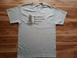 Friends of Haleakala National Park Hawaii Short Sleeve Hanes T Shirt Men&#39;s M Tan - £18.15 GBP