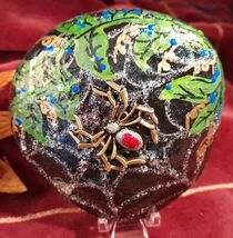 Jungle Arachnid Spider Web Mixed Media Rock Decor Shelf Kindness Garden ... - $5.25