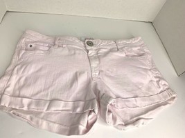 Candies Juniors Sz 9 Pink Shorts Cuffed Hem - £7.78 GBP