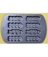 Wilton Valentine 8 Cavity Cookie Sticks Baking Pan Hearts Love XOXO GC - $16.30 CAD