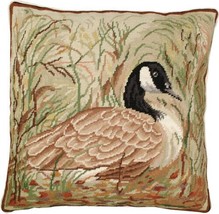 Throw Pillow Needlepoint Canada Goose 18x18 Warm Tones Beige Multi-Color Wool - £231.01 GBP