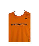 Denver Broncos Nike NFL On Field Workout Short Sleeve Shirt Mens Medium - $28.71