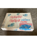 VINTAGE 1965 MB &quot;frantic frogs&quot; ACTION WIND-UP GAME - $1,300.58 MXN