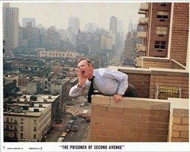 The Prisoner of Second Avenue Jack Lemmon shouts on balcony 8x10 inch photo - £7.79 GBP