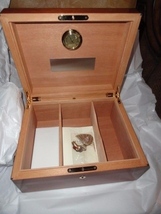 Elie Bleu Mahogany Humidor 100 count NIB image 11