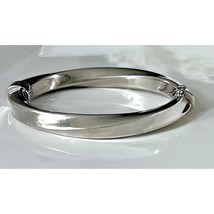 925 STERLING SILVER TWISTED BANGLE BRACELET SKY - £78.60 GBP