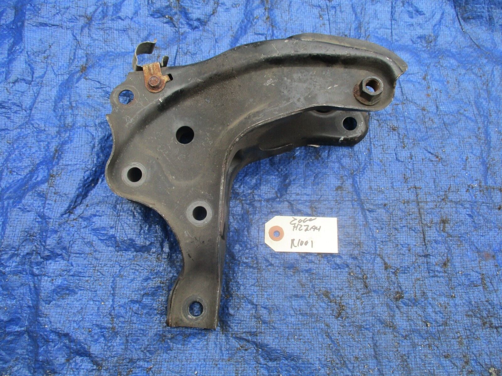 97-01 Honda Prelude H22A4 VTEC rear engine bracket manual transmission O... - $79.99