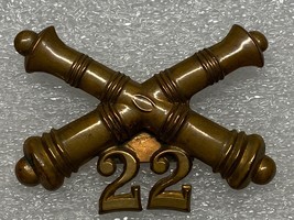 SPANISH AMERICAN WAR, U.S. ARMY, 22nd FIELD ARTILLERY, CAP BADGE, ENLISTED - $653.86 MXN