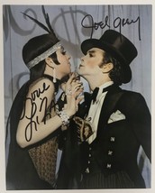 Liza Minnelli &amp; Joel Grey Autographed Signed &quot;Cabaret&quot; Glossy 8x10 Photo - £52.34 GBP