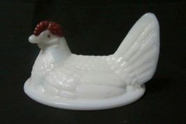 Westmoreland Glass 5&quot; Chicken Hen On Nest Lid Only White w/ Red Comb Split Tail - £5.42 GBP