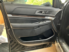 EXPLORER  2019 Front Door Trim Panel 104561162 - $189.34