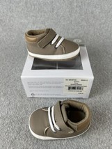 Robeez First Kicks Crib Baby Shoes Size 6-9 Months Sneaker pull on Comfort - $25.00