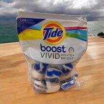 Tide Boost Vivid White &amp; Bright In Wash Booster Packs 18 Count READ - €17,17 EUR