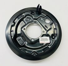 Genuine 47044-35140 For Toyota 4Runner T100 Pickup Brake Backing Plate R... - $120.91