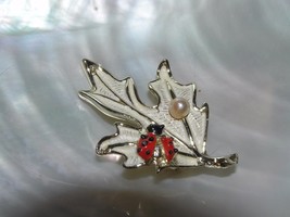 Vintage White Painted SIlvertone Leaf w Red Enamel Ladybug Insect &amp; Faux Pearl - £9.74 GBP