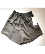 Women&#39;s Lululemon Feeling Femme Shorts 6” Size 4 Olive Green New with Tags - $61.66 CAD