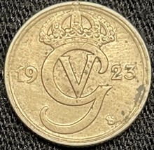 1923 W Sweden 10 Ore Gustaf V Coin Extremely Fine Condition - £5.43 GBP