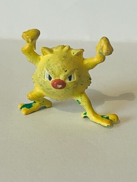 Primary image for Mankey Yellow cat Pokemon Pikachu Toy Figure Tomy Nintendo Bandai Konami anime
