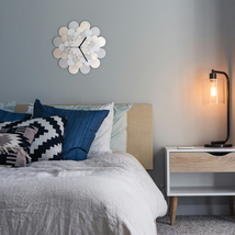 Twinkling wall clock, a wall decor in metallic silver &amp; gold - Dahlia si... - $2,229.42 MXN+