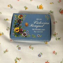 VINTAGE AVON  SOAP BOUQUET OF PANSIES FOREVER SOAPS TWO BAR SET IN BOX - $15.84