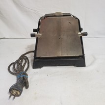 Vintage 1930&#39;s Superior Electric Manual Toaster works - $21.87