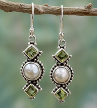 Vintage Boho Style Drop Earrings Inlaid Faux Pearls &amp; Synthetic Gemstones - £7.85 GBP