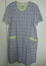SIMPLY BASIC SLEEPWEAR LADIES COTTON/POLY ZIP SEERSUCKER ROBE-M(8/10)-NW... - $15.99
