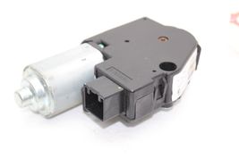 10-12 RANGE ROVER Sunroof Motor F2473 image 4