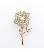 Vintage Full Bloom Flower Figural Clear Rhinestone Gold Tone Brooch Pin - £15.56 GBP