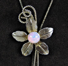 Floral Lariat Vintage Necklace Glass Imitation Opal Cabochon Slider Goldtone - £14.99 GBP